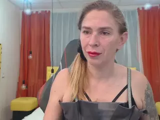 TessaDaybreak's Live Sex Cam Show