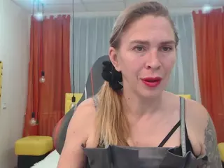 TessaDaybreak's Live Sex Cam Show