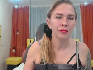 TessaDaybreak's Live Sex Cam Show