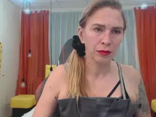 TessaDaybreak's Live Sex Cam Show