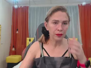 TessaDaybreak's Live Sex Cam Show