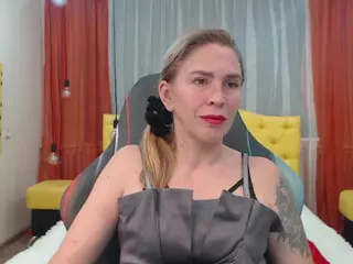 TessaDaybreak's Live Sex Cam Show