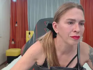 TessaDaybreak's Live Sex Cam Show