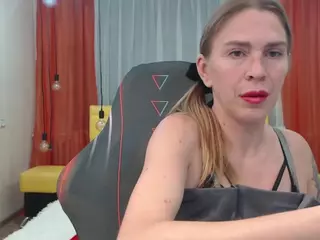 TessaDaybreak's Live Sex Cam Show