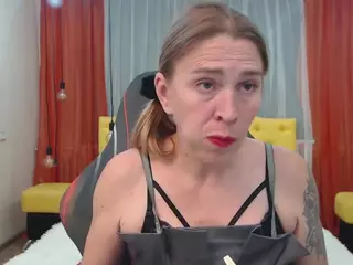 TessaDaybreak's Live Sex Cam Show