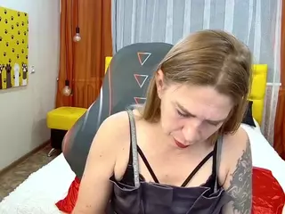 TessaDaybreak's Live Sex Cam Show
