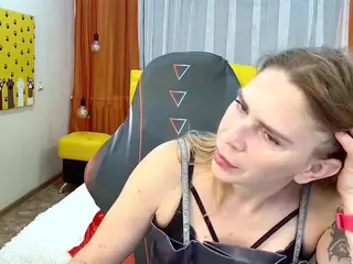 TessaDaybreak's Live Sex Cam Show