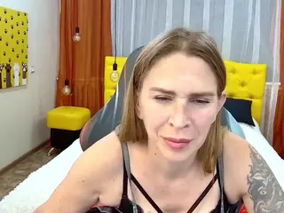TessaDaybreak's Live Sex Cam Show