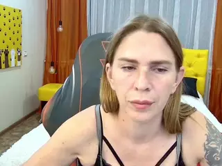 TessaDaybreak's Live Sex Cam Show