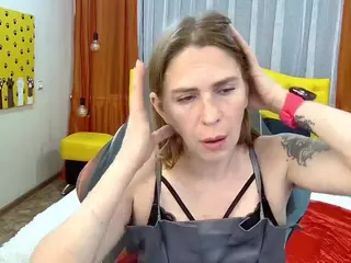 TessaDaybreak's Live Sex Cam Show