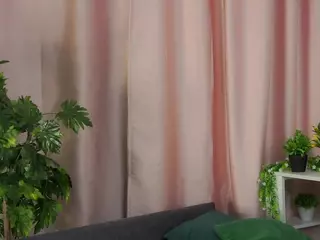 AlthenaCoomer's Live Sex Cam Show
