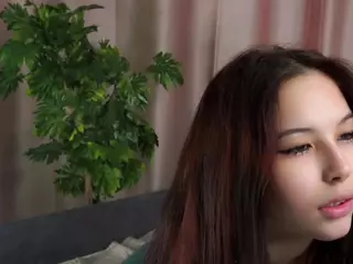 AlthenaCoomer's Live Sex Cam Show