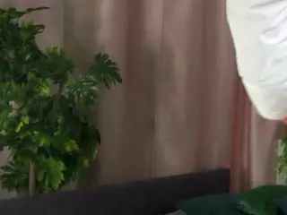 AlthenaCoomer's Live Sex Cam Show
