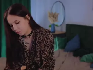 AlthenaCoomer's Live Sex Cam Show