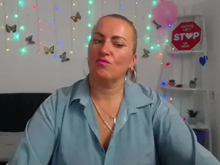 DianaMGG's Live Sex Cam Show