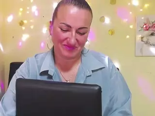 DianaMGG's Live Sex Cam Show