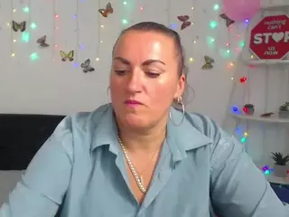 DianaMGG's Live Sex Cam Show