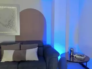 NiaMillerX's Live Sex Cam Show