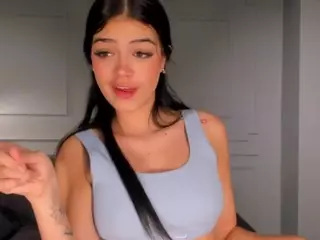 NiaMillerX's Live Sex Cam Show