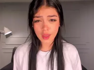 NiaMillerX's Live Sex Cam Show