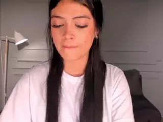 NiaMillerX's Live Sex Cam Show
