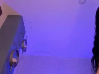 NiaMillerX's Live Sex Cam Show