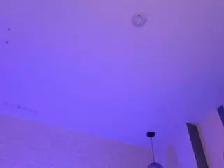NiaMillerX's Live Sex Cam Show
