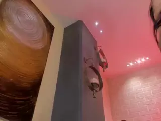 NiaMillerX's Live Sex Cam Show