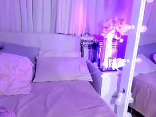 Riverlyyy's Live Sex Cam Show