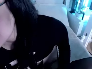 Riverlyyy's Live Sex Cam Show