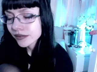 Riverlyyy's Live Sex Cam Show