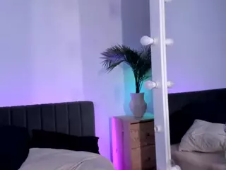 Riverlyyy's Live Sex Cam Show
