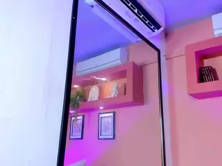 SofiaBennett's Live Sex Cam Show