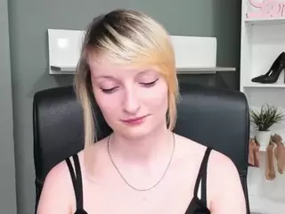 tastyBlair's Live Sex Cam Show