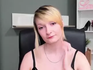 tastyBlair's Live Sex Cam Show