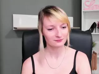 tastyBlair's Live Sex Cam Show