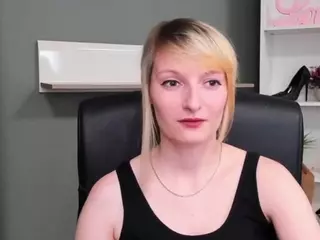 tastyBlair's Live Sex Cam Show