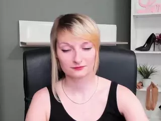 tastyBlair's Live Sex Cam Show
