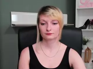 tastyBlair's Live Sex Cam Show