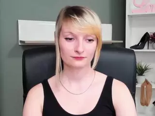 tastyBlair's Live Sex Cam Show