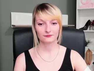 tastyBlair's Live Sex Cam Show