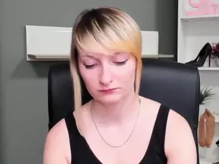 tastyBlair's Live Sex Cam Show