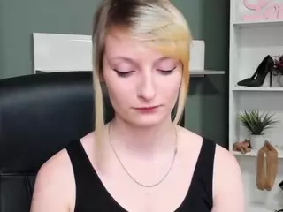tastyBlair's Live Sex Cam Show