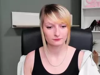 tastyBlair's Live Sex Cam Show