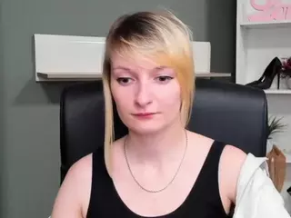 tastyBlair's Live Sex Cam Show