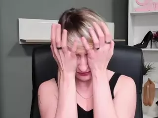 tastyBlair's Live Sex Cam Show