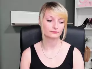 tastyBlair's Live Sex Cam Show