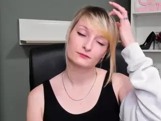 tastyBlair's Live Sex Cam Show