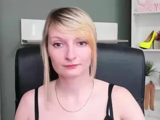 tastyBlair's Live Sex Cam Show