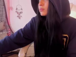 Vicky-Thompons's Live Sex Cam Show
